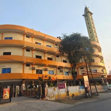 Hotel Shivanjali Palace Удджайн Екстер'єр фото