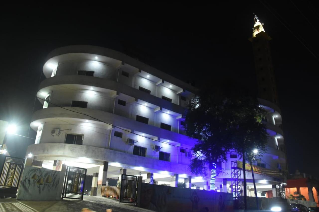 Hotel Shivanjali Palace Удджайн Екстер'єр фото